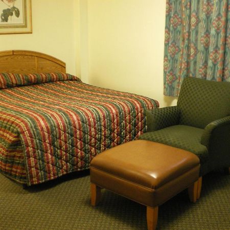 Sun-Dek Motel Medicine Hat Buitenkant foto