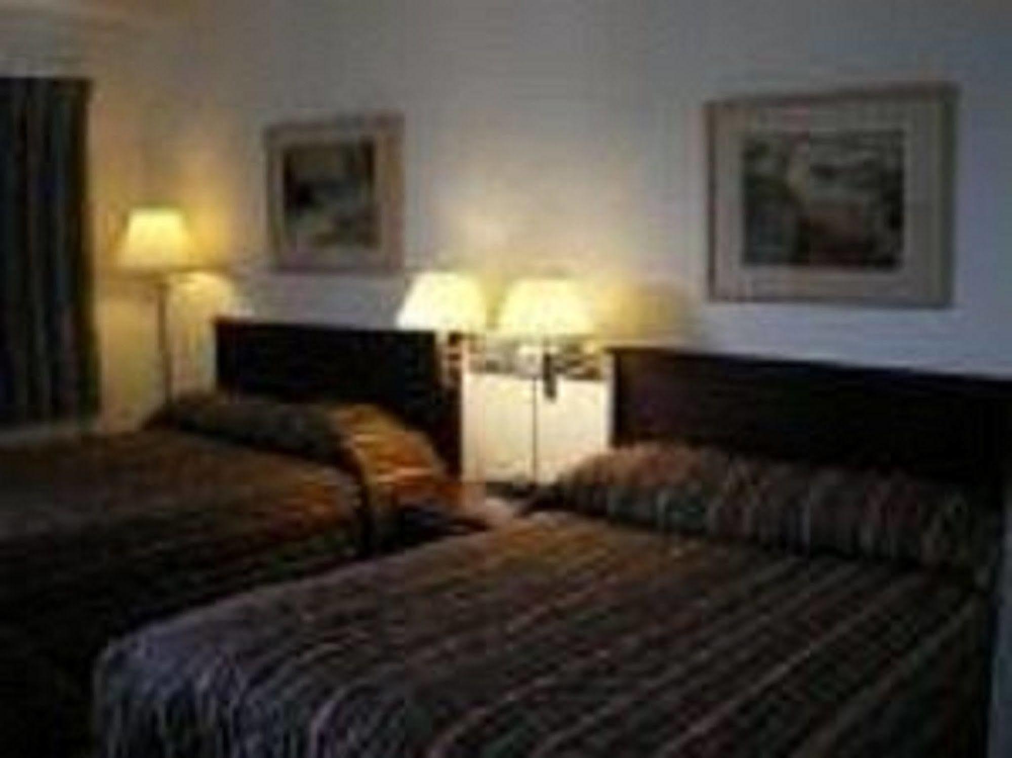 Sun-Dek Motel Medicine Hat Buitenkant foto