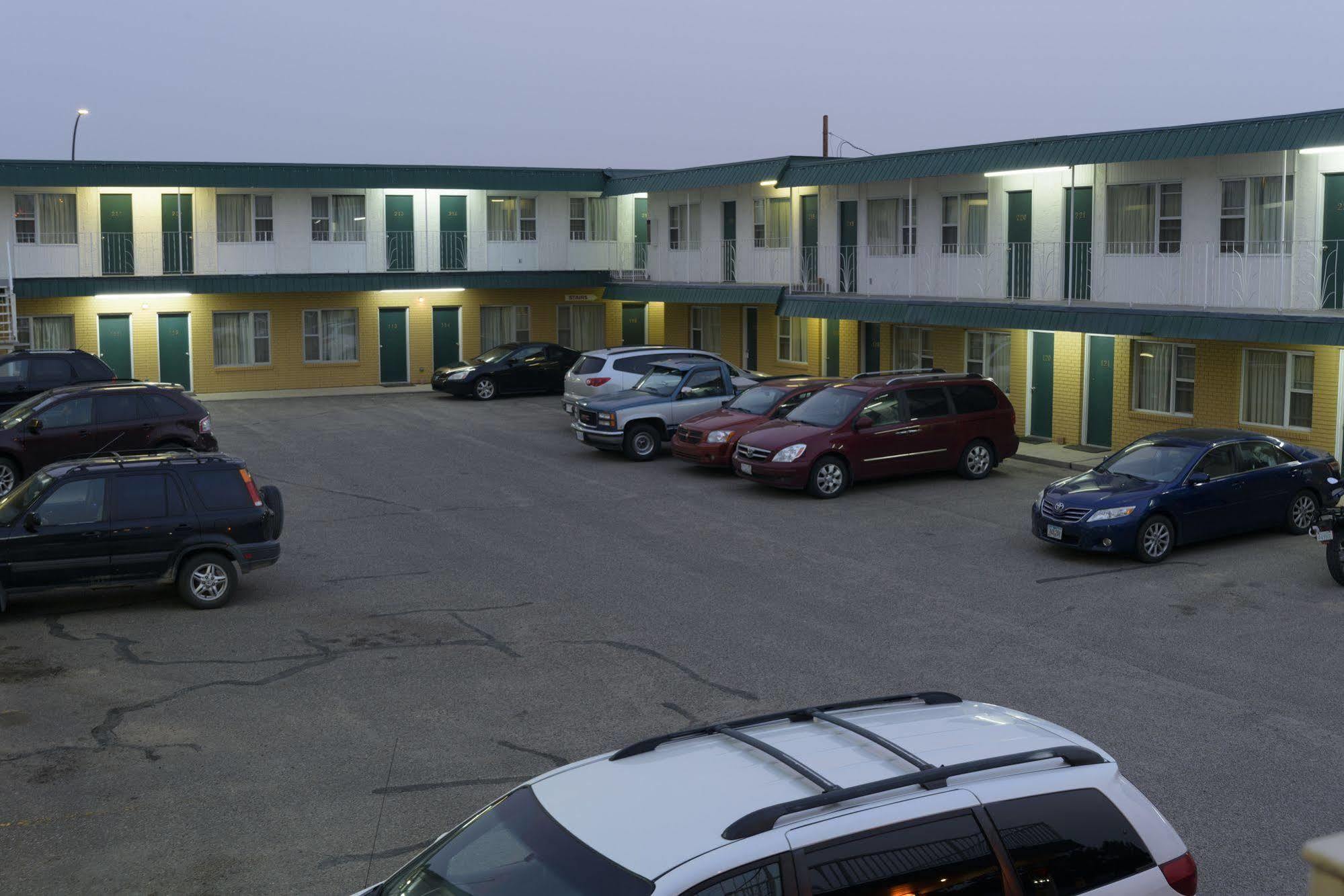 Sun-Dek Motel Medicine Hat Buitenkant foto